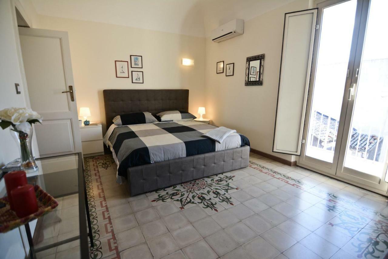 Attico Agora - Elegante Duplex Nel Cuore Di Appartement Catane